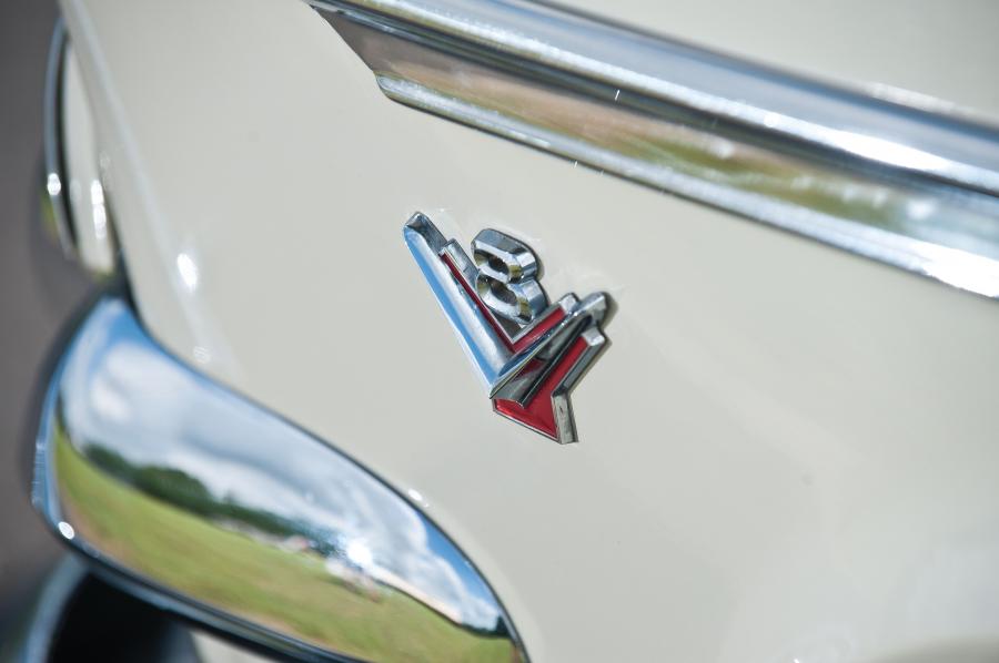  Ford Crestline Skyliner V8 1954 года  (фото 40 из 75)